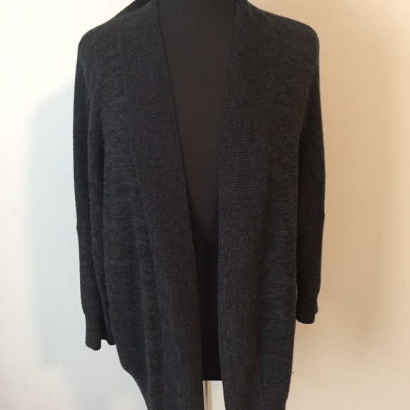 Aritzia Community cardigan - Picture 2 of 6